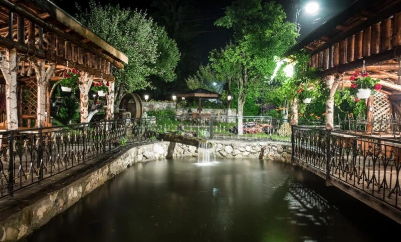 Bran Cazare | Motel (K1572-51) Imaginea poate fi supusă drepturilor de autor. Se recomandă contactarea titularului drepturilor.