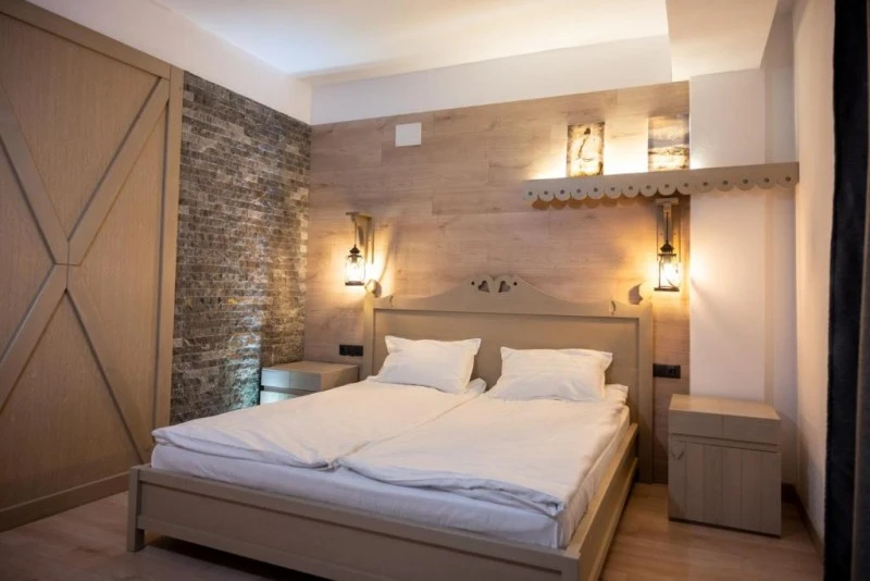 Bran Cazare | Motel (K1572-52) Imaginea poate fi supusă drepturilor de autor. Se recomandă contactarea titularului drepturilor.