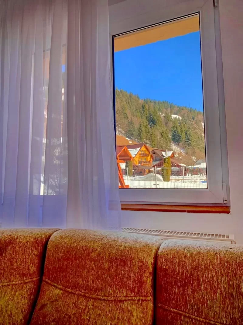 Moieciu de Sus Cazare | Motel (K1375-23) Imaginea poate fi supusă drepturilor de autor. Se recomandă contactarea titularului drepturilor.