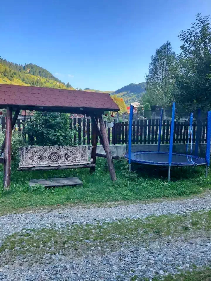 Moieciu de Sus Cazare | Motel (K1375-39) Imaginea poate fi supusă drepturilor de autor. Se recomandă contactarea titularului drepturilor.