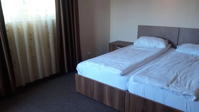 Zalău Cazare | Motel (K1479-9) Imaginea poate fi supusă drepturilor de autor. Se recomandă contactarea titularului drepturilor.