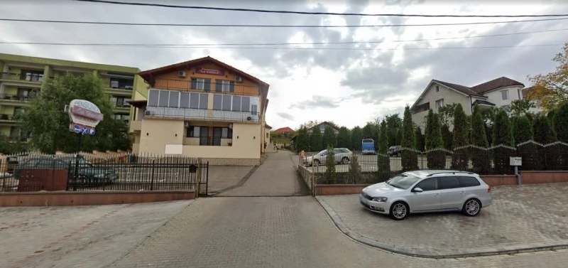 Zalău Cazare | Motel (K1479-18) Imaginea poate fi supusă drepturilor de autor. Se recomandă contactarea titularului drepturilor.
