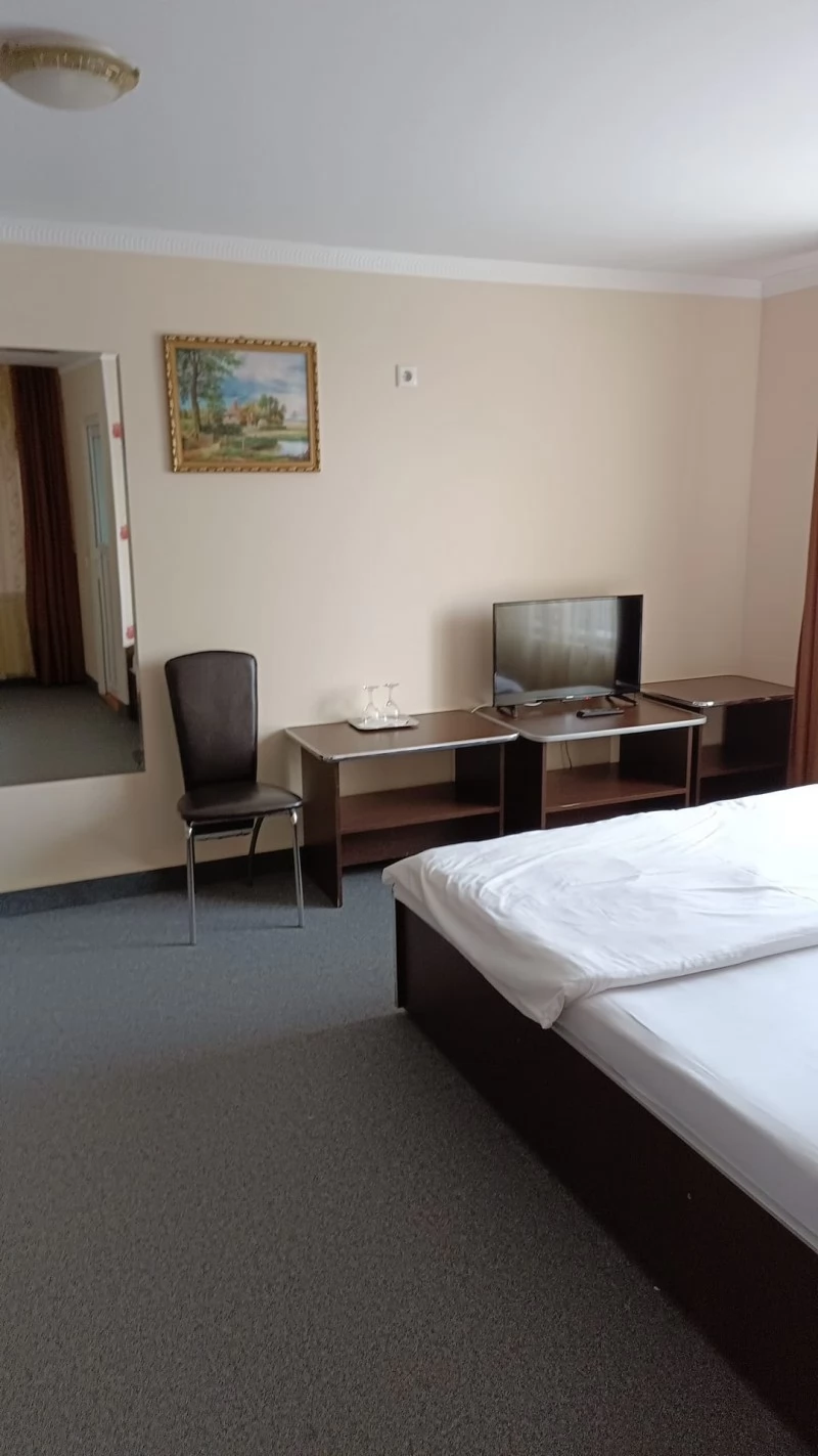 Zalău Cazare | Pensiune (K1479-34) Imaginea poate fi supusă drepturilor de autor. Se recomandă contactarea titularului drepturilor.