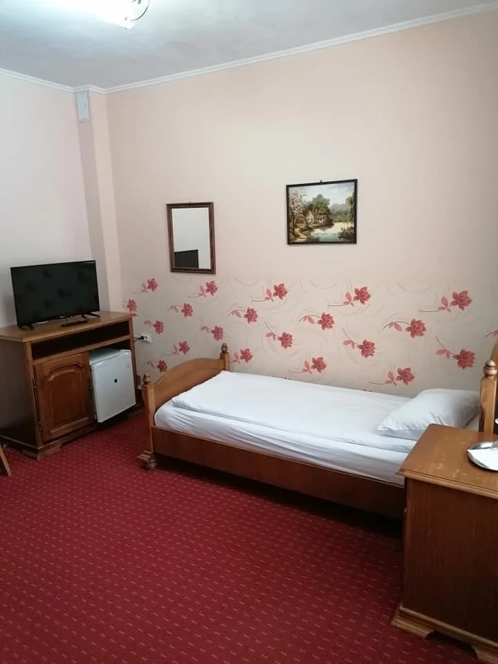 Zalău Cazare | Pensiune (K1479-45) Imaginea poate fi supusă drepturilor de autor. Se recomandă contactarea titularului drepturilor.