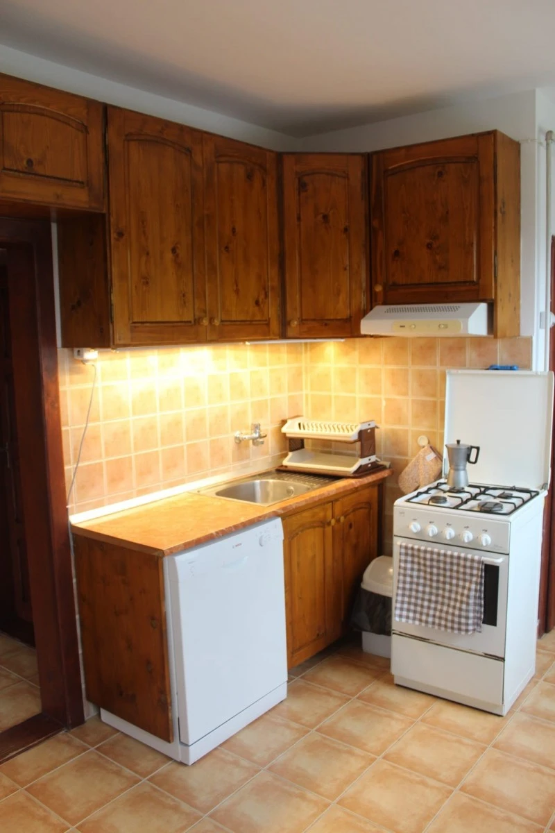 Chibed Cazare | Casă de oaspeți (K1570-7) Imaginea poate fi supusă drepturilor de autor. Se recomandă contactarea titularului drepturilor. Chibed Cazare | Casă de oaspeți (K1570-7) Imaginea poate fi supusă drepturilor de autor. Se recomandă contactarea titularului drepturilor.