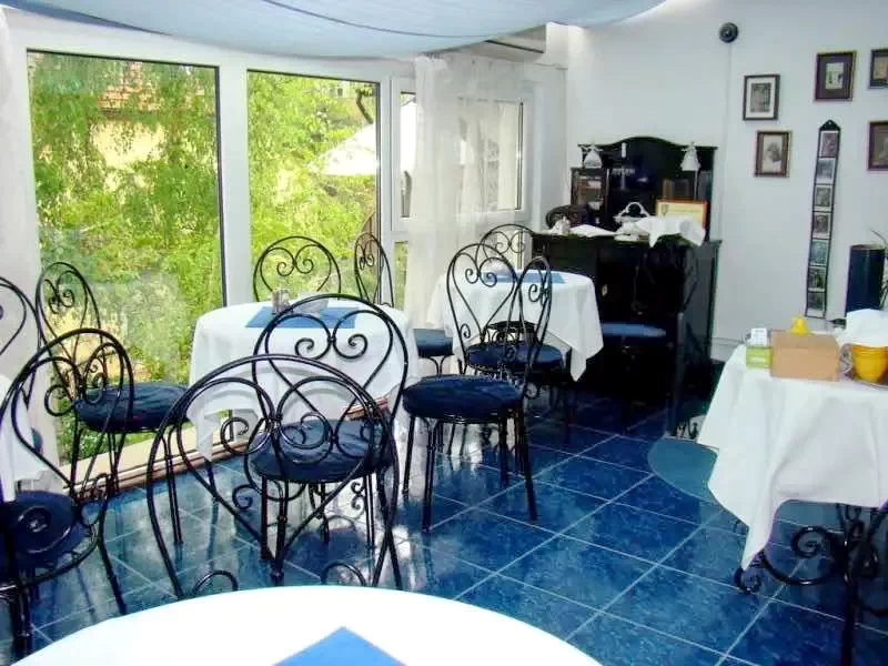 Temesvár Szállás | Motel (K0924-4) A kép szerzői jogvédelem alatt állhat. Javasolt a kapcsolatfelvétel a jog tulajdonossal.