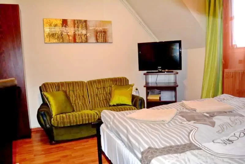 Timișoara Cazare | Motel (K0924-19) Imaginea poate fi supusă drepturilor de autor. Se recomandă contactarea titularului drepturilor.