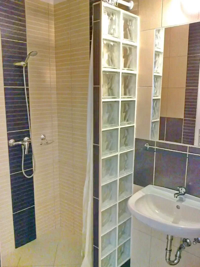  Cazare | Hotel**** (K0340-6) Imaginea poate fi supusă drepturilor de autor. Se recomandă contactarea titularului drepturilor.