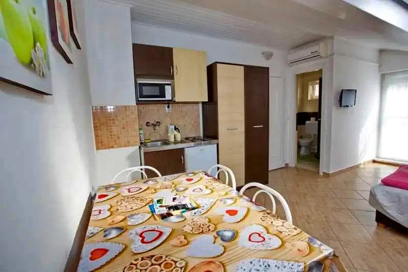  Cazare | Hotel**** (K0340-8) Imaginea poate fi supusă drepturilor de autor. Se recomandă contactarea titularului drepturilor.