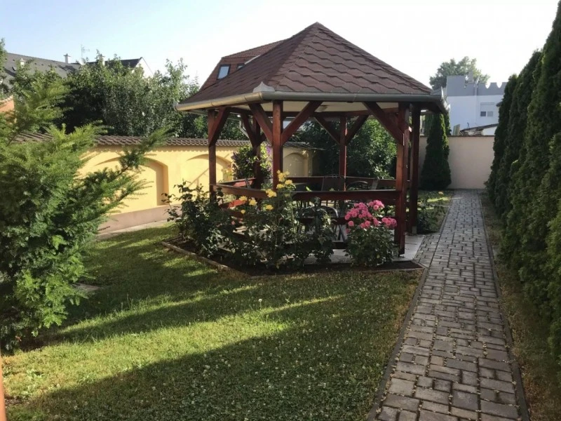 Hajdúszoboszló Cazare | Casă de oaspeți (K1573-1) Imaginea poate fi supusă drepturilor de autor. Se recomandă contactarea titularului drepturilor.