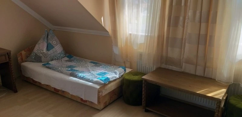  Cazare | Hotel**** (K1573-9) Imaginea poate fi supusă drepturilor de autor. Se recomandă contactarea titularului drepturilor.