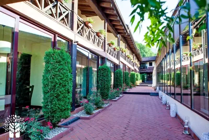 Alsótömös Szállás | Hotel*** (K1276-8) A kép szerzői jogvédelem alatt állhat. Javasolt a kapcsolatfelvétel a jog tulajdonossal. Alsótömös Szállás | Hotel*** (K1276-8) A kép szerzői jogvédelem alatt állhat. Javasolt a kapcsolatfelvétel a jog tulajdonossal.