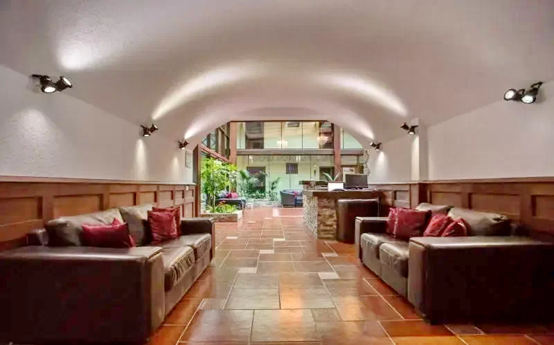 Alsótömös Szállás | Hotel*** (K1276-12) A kép szerzői jogvédelem alatt állhat. Javasolt a kapcsolatfelvétel a jog tulajdonossal. Alsótömös Szállás | Hotel*** (K1276-12) A kép szerzői jogvédelem alatt állhat. Javasolt a kapcsolatfelvétel a jog tulajdonossal.