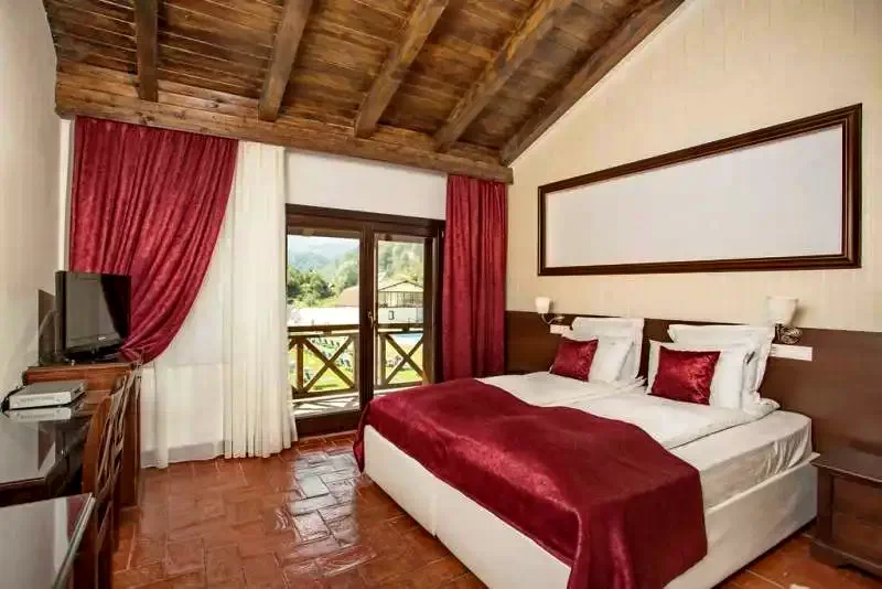 Alsótömös Szállás | Hotel*** (K1276-15) A kép szerzői jogvédelem alatt állhat. Javasolt a kapcsolatfelvétel a jog tulajdonossal. Alsótömös Szállás | Hotel*** (K1276-15) A kép szerzői jogvédelem alatt állhat. Javasolt a kapcsolatfelvétel a jog tulajdonossal.