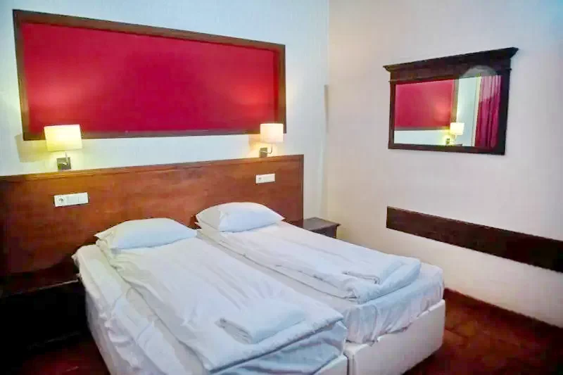 Alsótömös Szállás | Hotel*** (K1276-25) A kép szerzői jogvédelem alatt állhat. Javasolt a kapcsolatfelvétel a jog tulajdonossal. Alsótömös Szállás | Hotel*** (K1276-25) A kép szerzői jogvédelem alatt állhat. Javasolt a kapcsolatfelvétel a jog tulajdonossal.