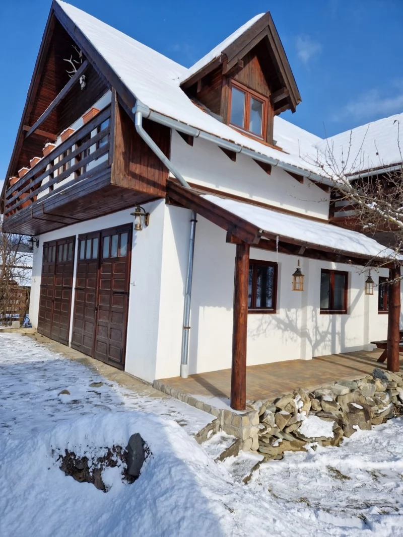 Ciucsângeorgiu Cazare | Hotel**** (K0622-13) Imaginea poate fi supusă drepturilor de autor. Se recomandă contactarea titularului drepturilor.