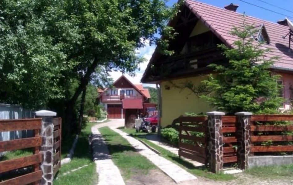 Ciucsângeorgiu Cazare | Hotel**** (K0622-23) Imaginea poate fi supusă drepturilor de autor. Se recomandă contactarea titularului drepturilor.