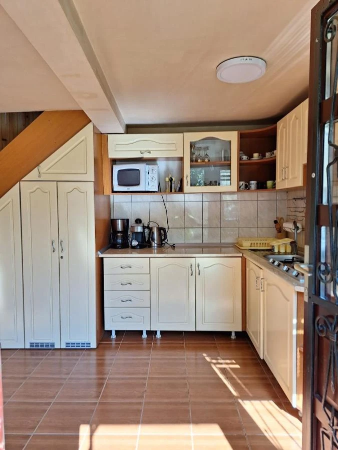 Miercurea Ciuc Cazare | Cabană (K0223-5) Imaginea poate fi supusă drepturilor de autor. Se recomandă contactarea titularului drepturilor. Miercurea Ciuc Cazare | Cabană (K0223-5) Imaginea poate fi supusă drepturilor de autor. Se recomandă contactarea titularului drepturilor.