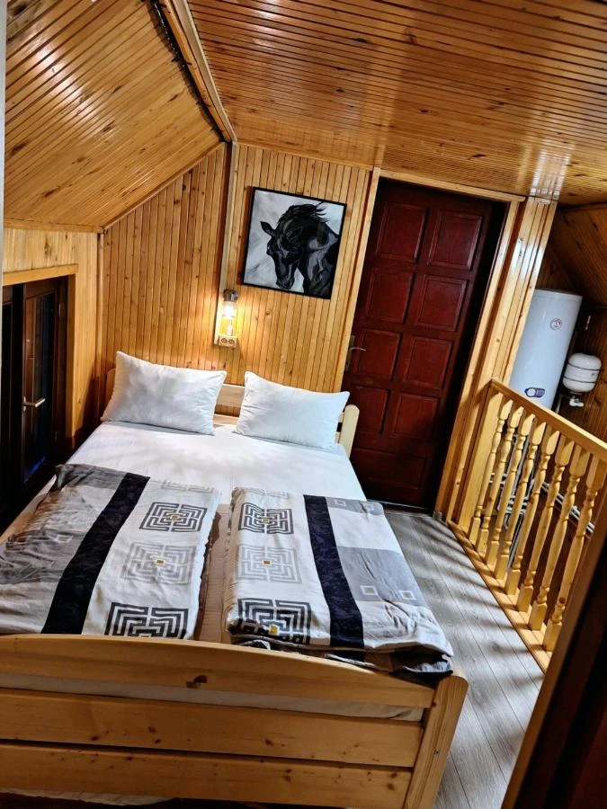 Miercurea Ciuc Cazare | Cabană (K0223-7) Imaginea poate fi supusă drepturilor de autor. Se recomandă contactarea titularului drepturilor. Miercurea Ciuc Cazare | Cabană (K0223-7) Imaginea poate fi supusă drepturilor de autor. Se recomandă contactarea titularului drepturilor.