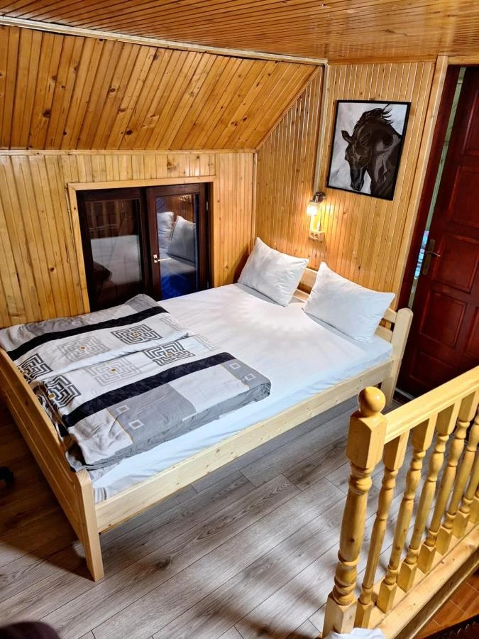 Miercurea Ciuc Cazare | Cabană (K0223-16) Imaginea poate fi supusă drepturilor de autor. Se recomandă contactarea titularului drepturilor. Miercurea Ciuc Cazare | Cabană (K0223-16) Imaginea poate fi supusă drepturilor de autor. Se recomandă contactarea titularului drepturilor.