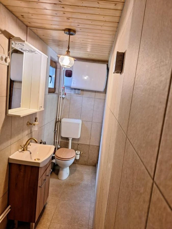 Miercurea Ciuc Cazare | Cabană (K0223-30) Imaginea poate fi supusă drepturilor de autor. Se recomandă contactarea titularului drepturilor. Miercurea Ciuc Cazare | Cabană (K0223-30) Imaginea poate fi supusă drepturilor de autor. Se recomandă contactarea titularului drepturilor.