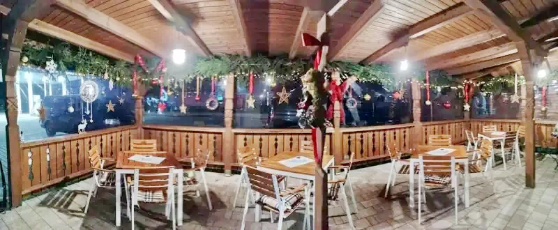 Lupeni Cazare | Motel (K0358-7) Imaginea poate fi supusă drepturilor de autor. Se recomandă contactarea titularului drepturilor.