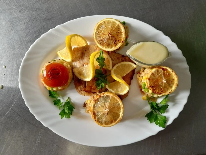 Lupeni Cazare | Motel (K0358-12) Imaginea poate fi supusă drepturilor de autor. Se recomandă contactarea titularului drepturilor.