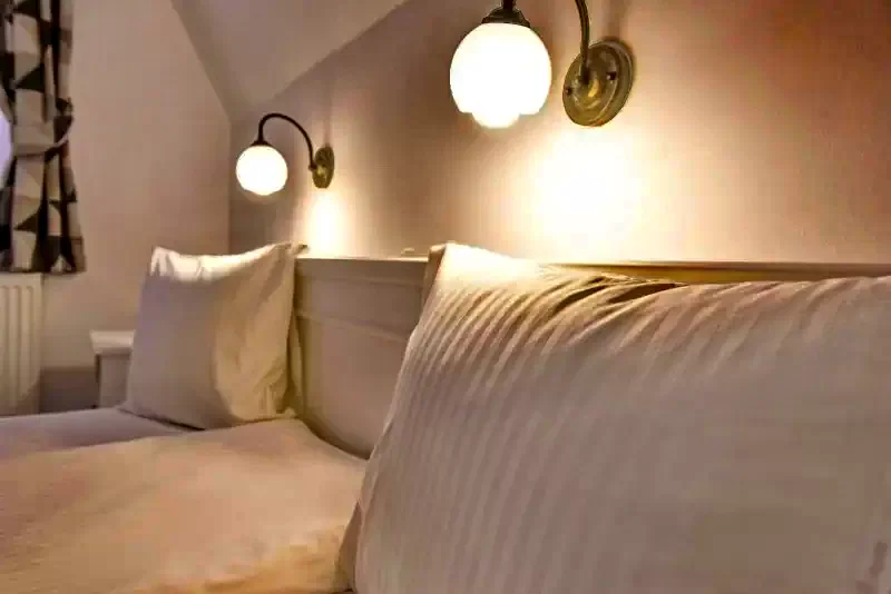 Lupeni Cazare | Motel (K0358-40) Imaginea poate fi supusă drepturilor de autor. Se recomandă contactarea titularului drepturilor.