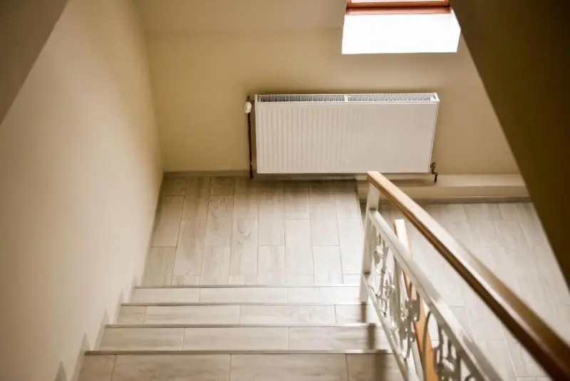 Lupeni Cazare | Motel (K0358-49) Imaginea poate fi supusă drepturilor de autor. Se recomandă contactarea titularului drepturilor.