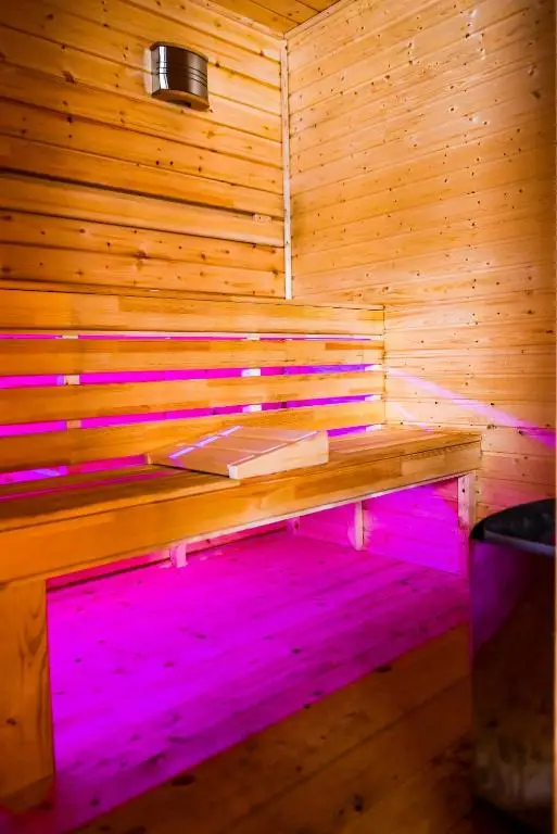 Lupeni Cazare | Motel (K0358-57) Imaginea poate fi supusă drepturilor de autor. Se recomandă contactarea titularului drepturilor.