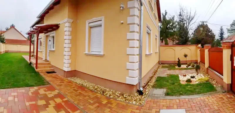 Jula Cazare | Sat de vacanță (K0797-21) Imaginea poate fi supusă drepturilor de autor. Se recomandă contactarea titularului drepturilor.