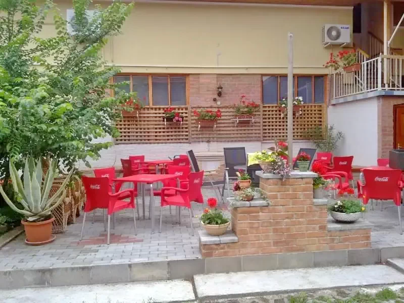Jula Cazare | Pensiune (K0087-1) Imaginea poate fi supusă drepturilor de autor. Se recomandă contactarea titularului drepturilor.
