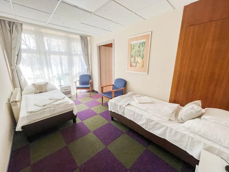 Eger Szállás | Hotel*** (K0180-35) A kép szerzői jogvédelem alatt állhat. Javasolt a kapcsolatfelvétel a jog tulajdonossal.