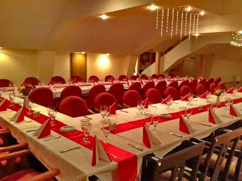 Băile Herculane Cazare | Hotel*** (K0867-9) Imaginea poate fi supusă drepturilor de autor. Se recomandă contactarea titularului drepturilor.