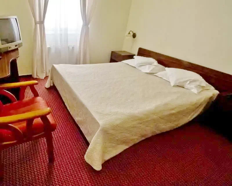Băile Herculane Cazare | Hotel*** (K0867-20) Imaginea poate fi supusă drepturilor de autor. Se recomandă contactarea titularului drepturilor.