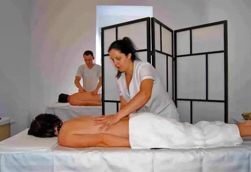 Băile Herculane Cazare | Hotel*** (K0867-23) Imaginea poate fi supusă drepturilor de autor. Se recomandă contactarea titularului drepturilor.