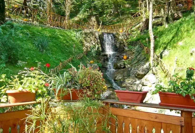 Băile Herculane Cazare | Hotel*** (K0867-30) Imaginea poate fi supusă drepturilor de autor. Se recomandă contactarea titularului drepturilor.