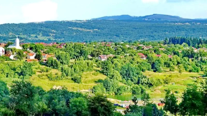 Ocna Șugatag Cazare | Motel (K1244-2) Imaginea poate fi supusă drepturilor de autor. Se recomandă contactarea titularului drepturilor.