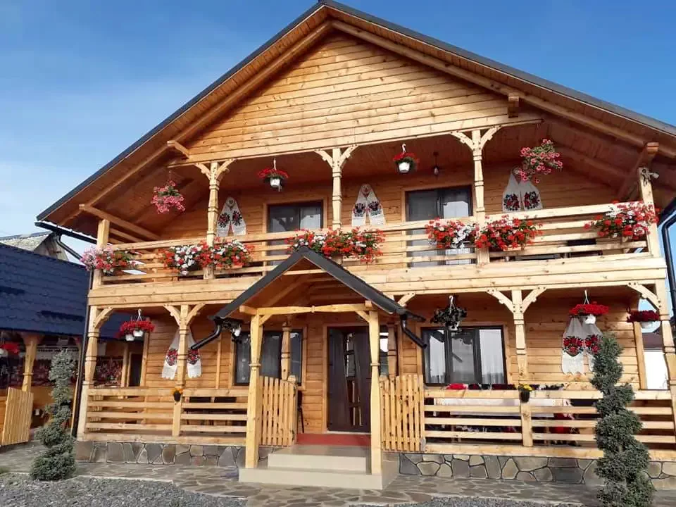 Ocna Șugatag Cazare | Motel (K1244-7) Imaginea poate fi supusă drepturilor de autor. Se recomandă contactarea titularului drepturilor.