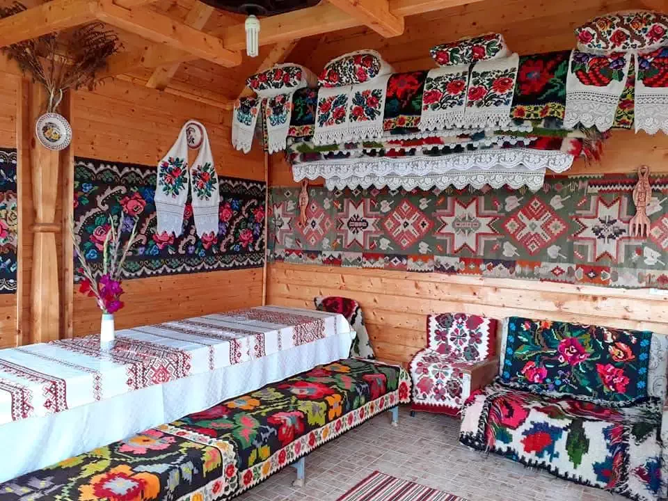 Ocna Șugatag Cazare | Motel (K1244-21) Imaginea poate fi supusă drepturilor de autor. Se recomandă contactarea titularului drepturilor.