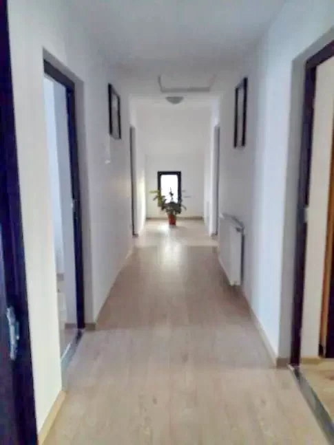 Ocna Șugatag Cazare | Motel (K1244-29) Imaginea poate fi supusă drepturilor de autor. Se recomandă contactarea titularului drepturilor.