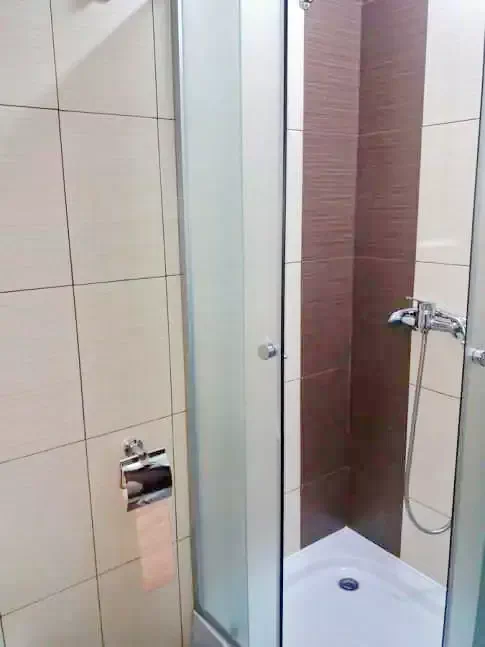 Aknasúgatag Szállás | Motel (K1244-36) A kép szerzői jogvédelem alatt állhat. Javasolt a kapcsolatfelvétel a jog tulajdonossal.