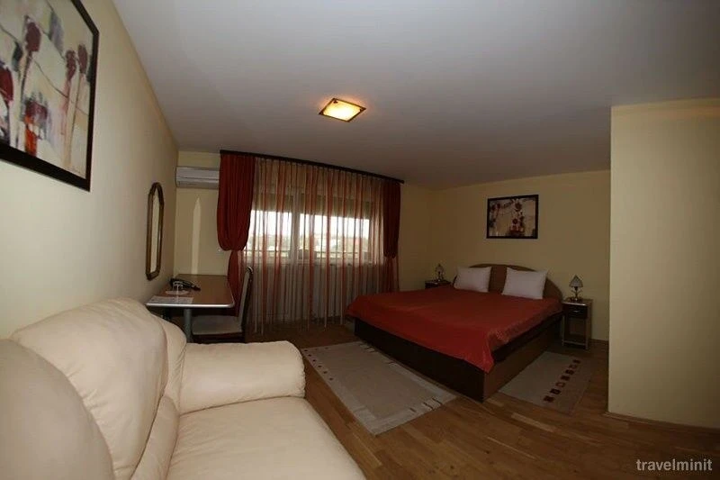 Sibiu Cazare | Pensiune (K0543-12) Imaginea poate fi supusă drepturilor de autor. Se recomandă contactarea titularului drepturilor.