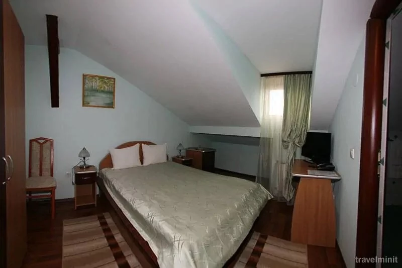Sibiu Cazare | Pensiune (K0543-36) Imaginea poate fi supusă drepturilor de autor. Se recomandă contactarea titularului drepturilor.