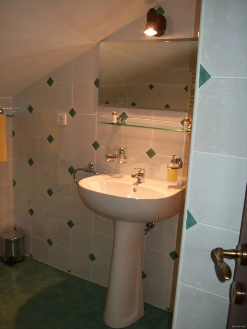 Sibiu Cazare | Motel (K0543-39) Imaginea poate fi supusă drepturilor de autor. Se recomandă contactarea titularului drepturilor.