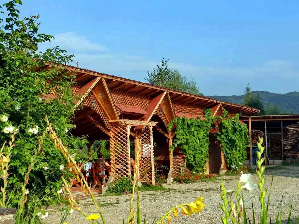 Corbeni Cazare | Motel (K1270-23) Imaginea poate fi supusă drepturilor de autor. Se recomandă contactarea titularului drepturilor.