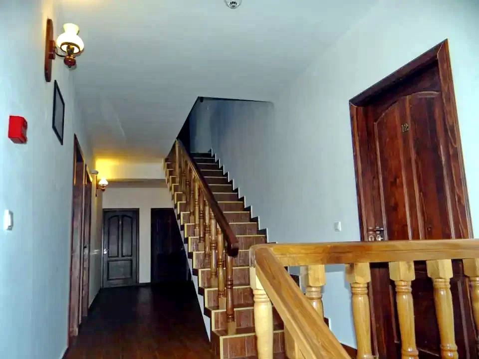 Corbeni Cazare | Motel (K1270-25) Imaginea poate fi supusă drepturilor de autor. Se recomandă contactarea titularului drepturilor.