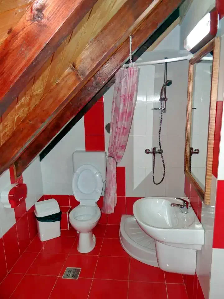  Szállás | Motel (K1270-27) A kép szerzői jogvédelem alatt állhat. Javasolt a kapcsolatfelvétel a jog tulajdonossal.