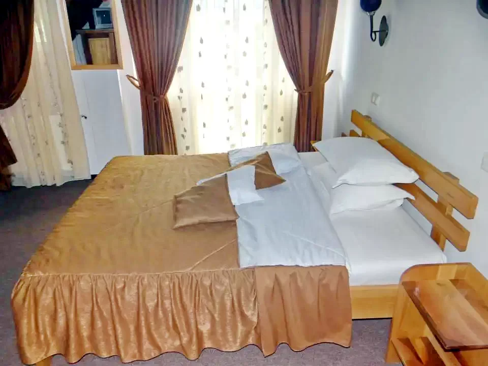 Corbeni Cazare | Motel (K1270-31) Imaginea poate fi supusă drepturilor de autor. Se recomandă contactarea titularului drepturilor.