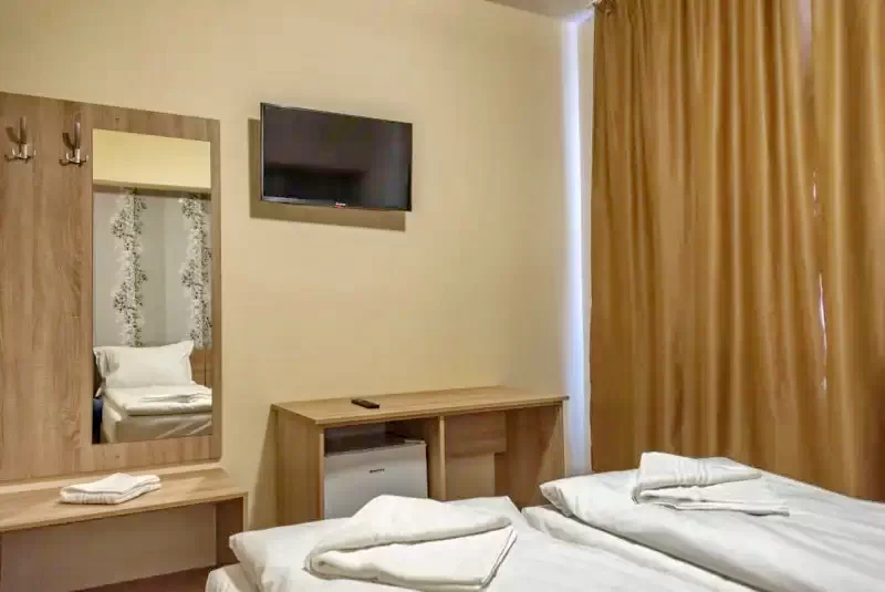 Dealu Cazare | Pensiune (K1412-23) Imaginea poate fi supusă drepturilor de autor. Se recomandă contactarea titularului drepturilor.